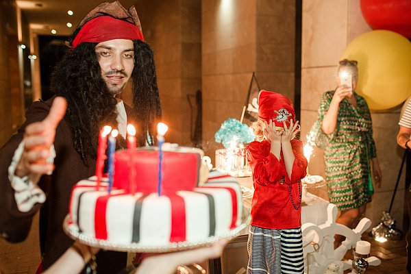 ДЕНЬ РОЖДЕНИЯ В СТИЛЕ ПИРАТСКОЙ ВЕЧЕРИНКИ