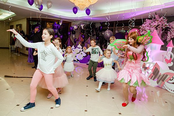 ДЕТСКИЙ ДЕНЬ РОЖДЕНИЯ "ПРИНЦЕССЫ И ВЕДЬМОЧКИ"