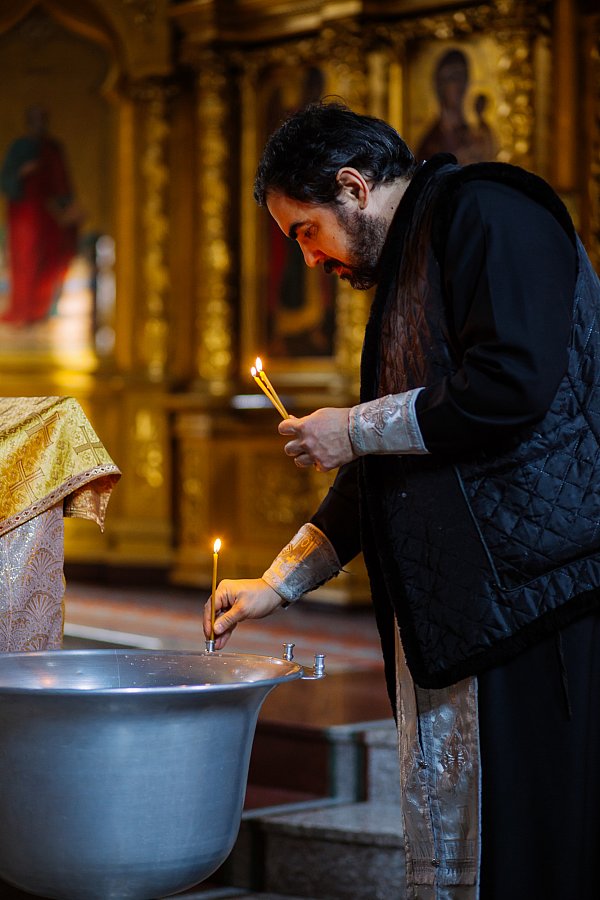 Крещение. Собор Михаила Архангела г. Сочи.